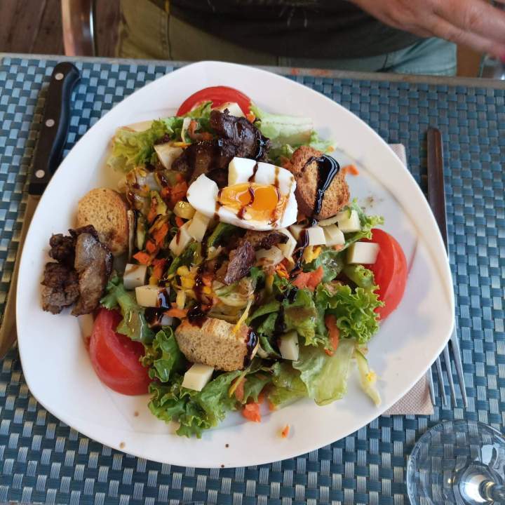 Cuisine traditionnelle Bossieu